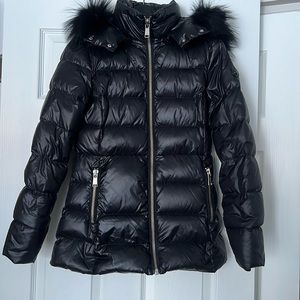 Woman Andrew Marc puffer jacket.Size S.Used(condition good)